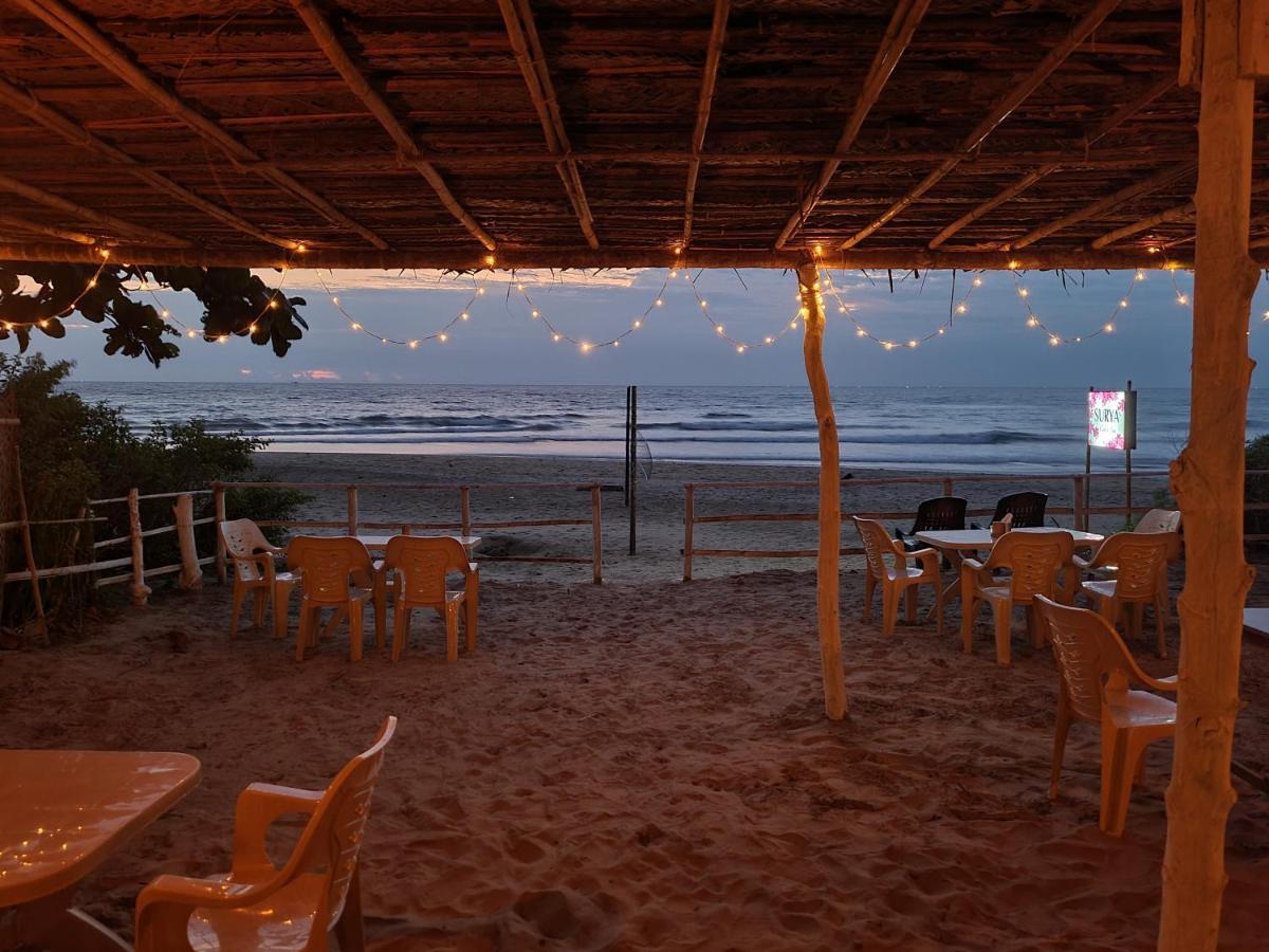 Surya Beach Cafe And Stay Gokarna  Ngoại thất bức ảnh